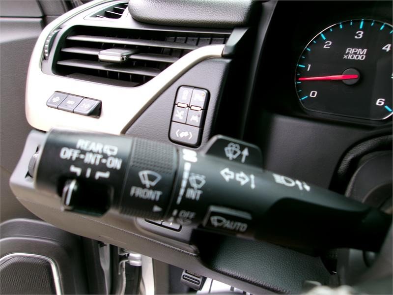 Used 2017 GMC Yukon Denali image 26