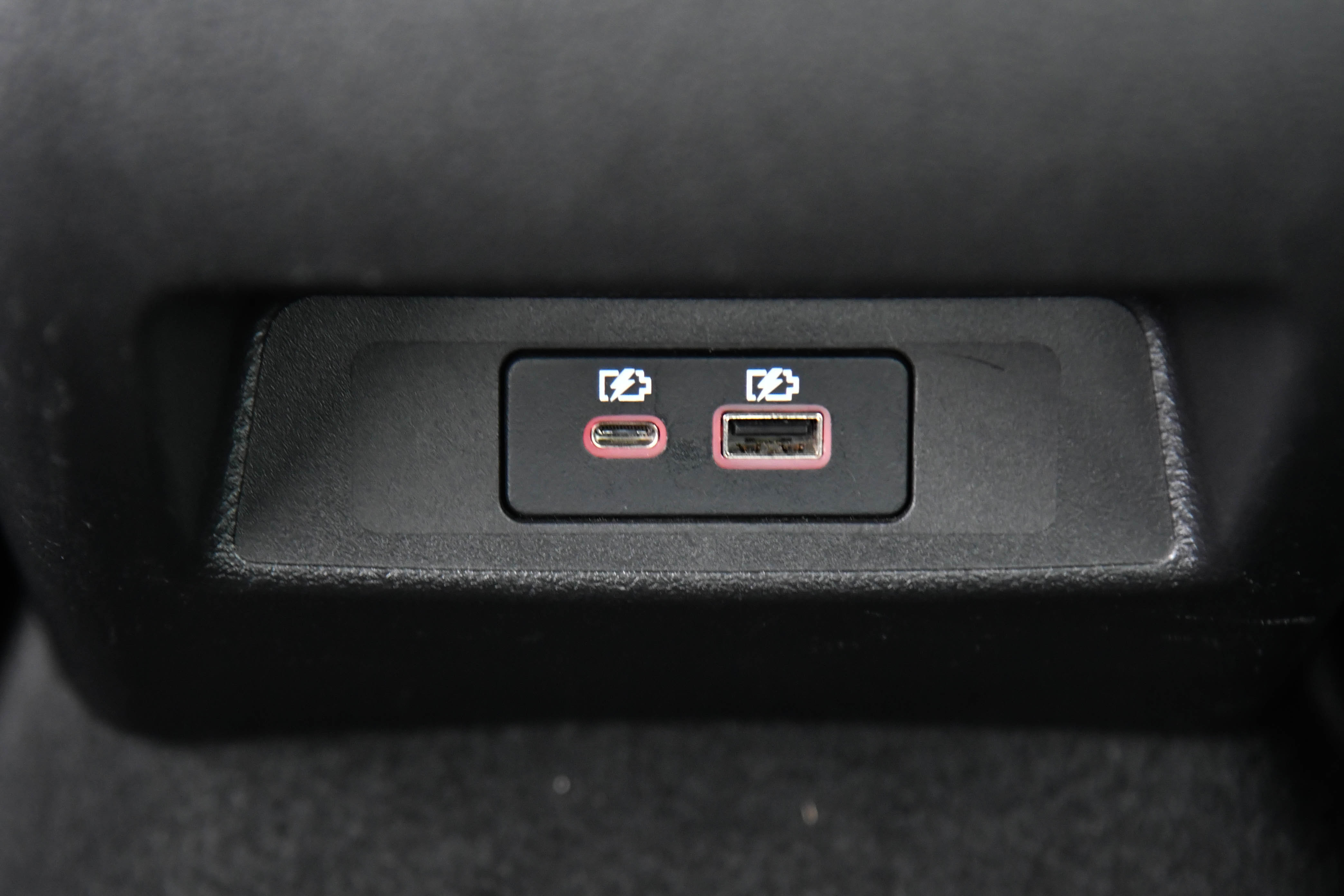 Used 2024 Nissan Altima 2.5 SV image 34