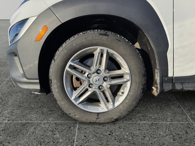 Certified 2023 Hyundai Kona SE image 9