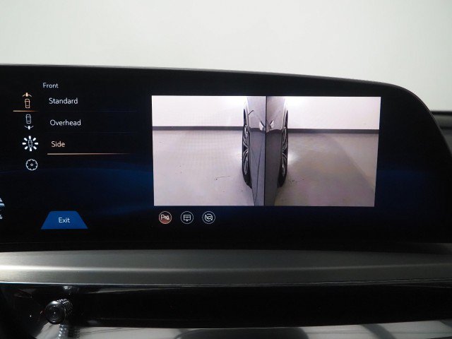 Used 2024 Cadillac Lyriq AWD Luxury image 34