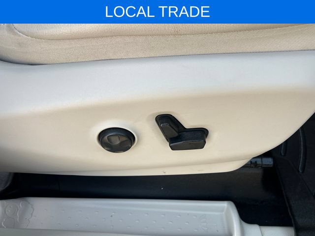 Used 2018 Chrysler Pacifica Touring-L Plus w/ Advanced Safetytec Group FWD image 17
