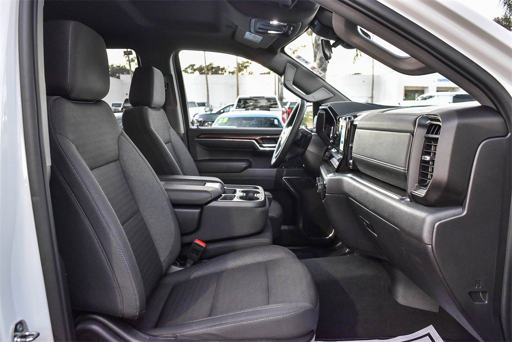 Used 2024 Chevrolet Silverado 1500 RST image 13