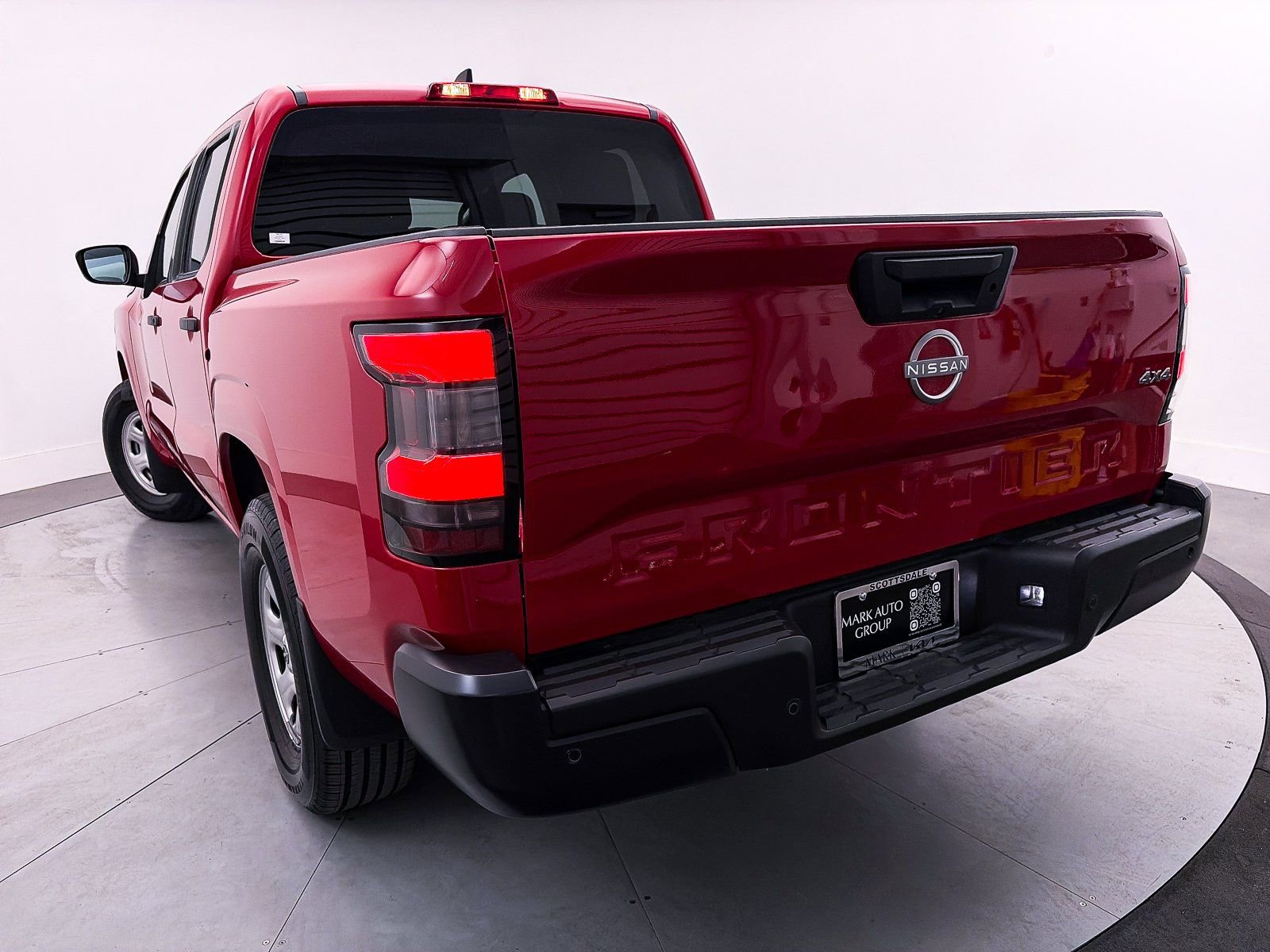 Used 2022 Nissan Frontier S w/ Technology Package image 4