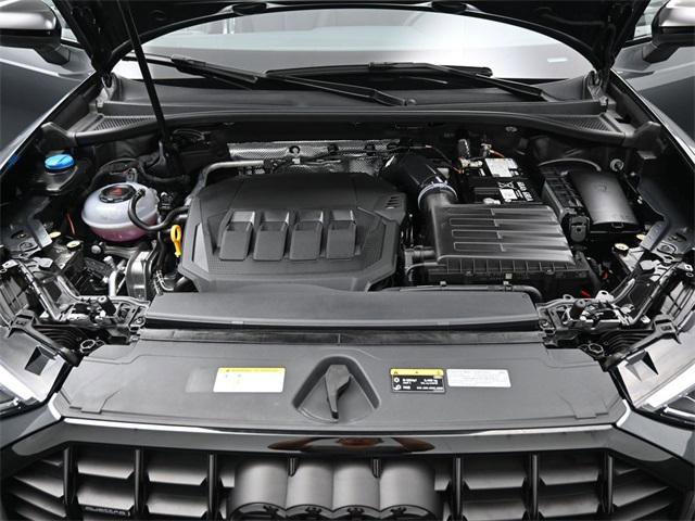 Certified 2025 Audi Q3 2.0T Premium Plus image 38