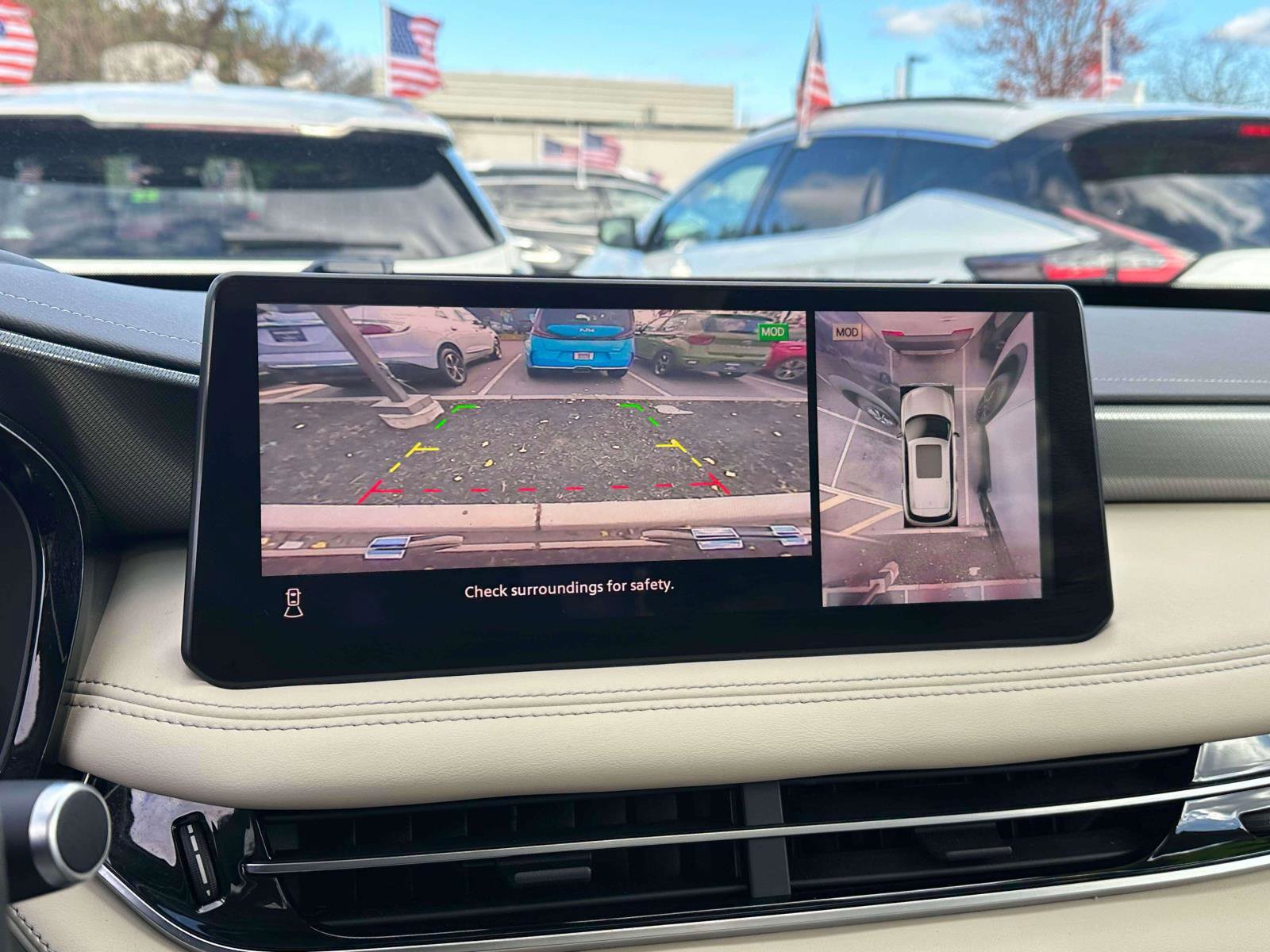 Used 2023 INFINITI QX60 Luxe w/ Cargo Package image 30