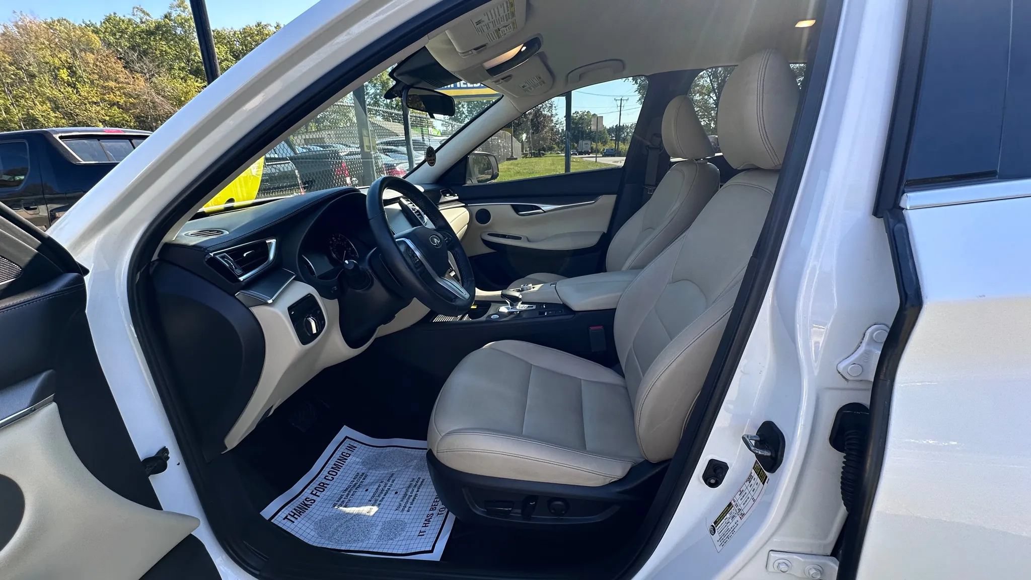Used 2019 INFINITI QX50 Pure AWD/4WD image 19