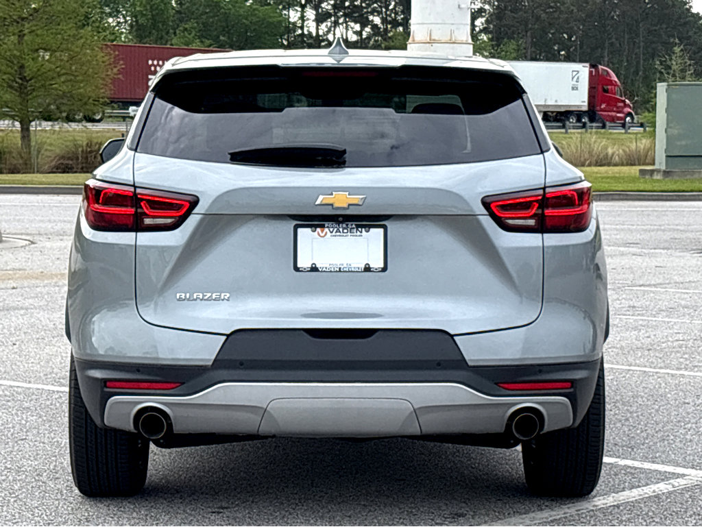 Used 2023 Chevrolet Blazer LT w/ Driver Confidence Package image 19