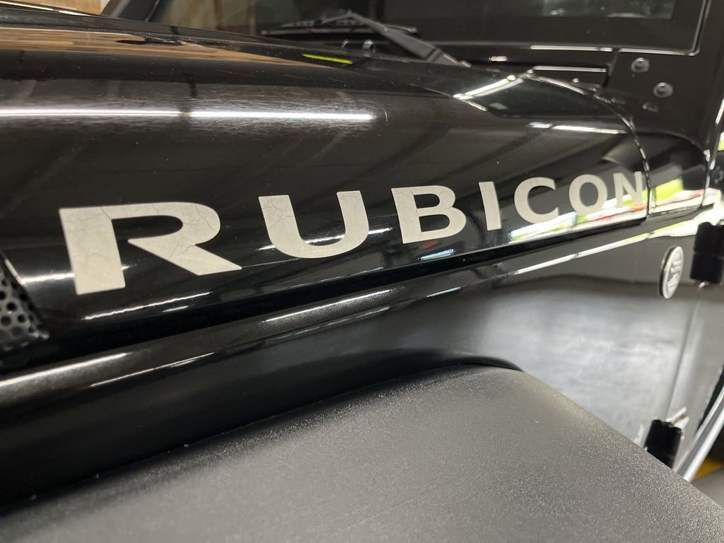 Used 2018 Jeep Wrangler Unlimited Rubicon w/ Cold Weather Group AWD/4WD image 12