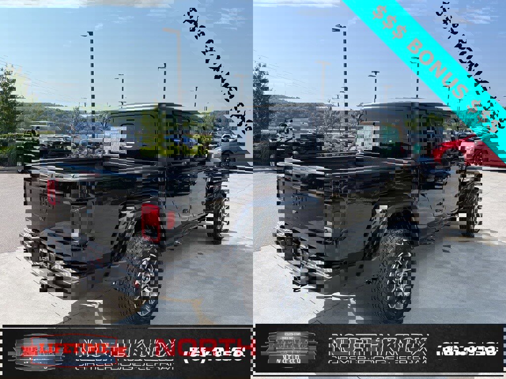 New 2025 Jeep Gladiator Sport image 20