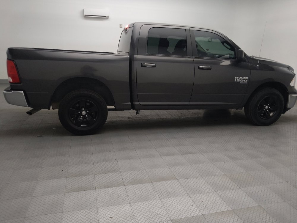 Used 2021 RAM 1500 Classic SLT image 10
