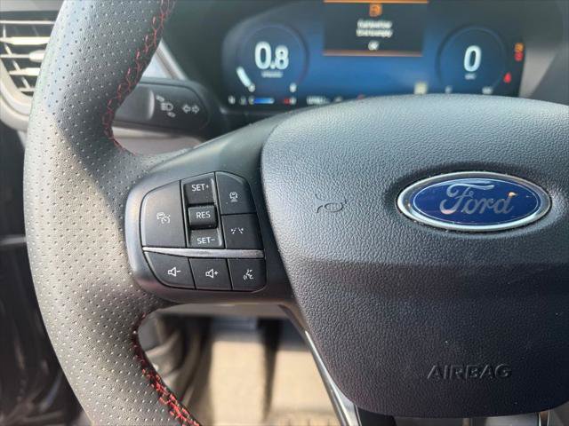 Used 2025 Ford Escape ST-Line Elite AWD/4WD image 16