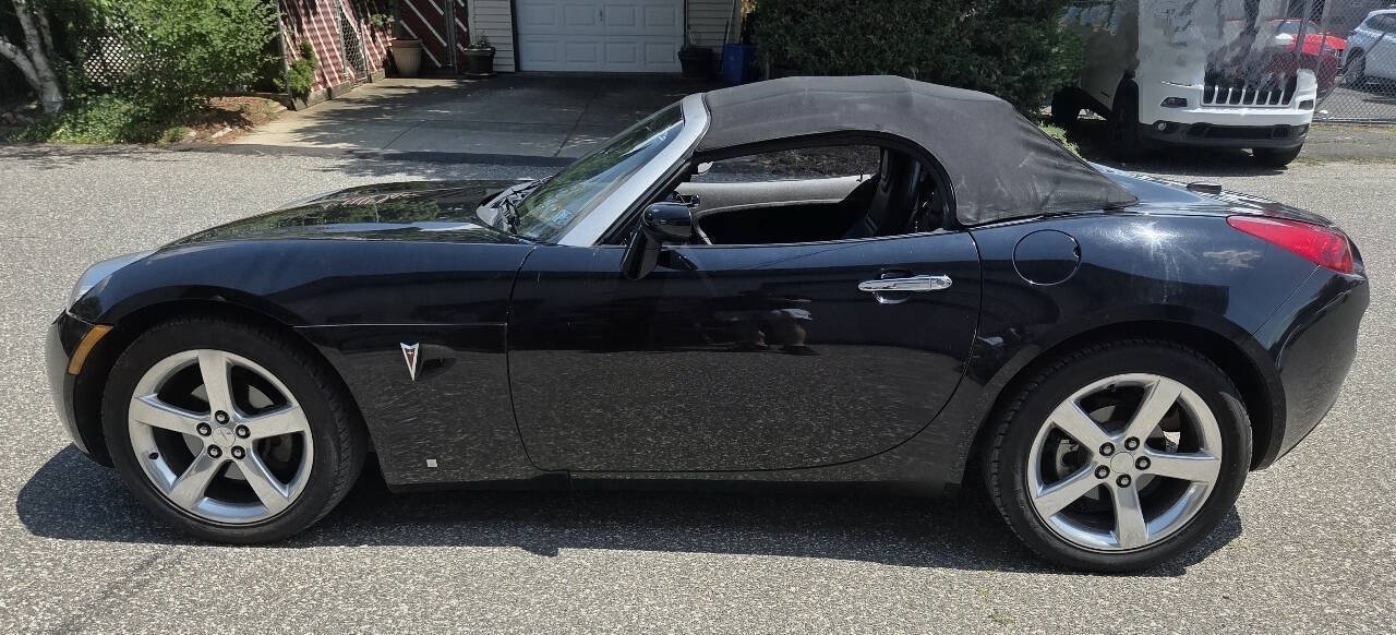 Used 2006 Pontiac Solstice Convertible w/ Premium Package RWD image 6