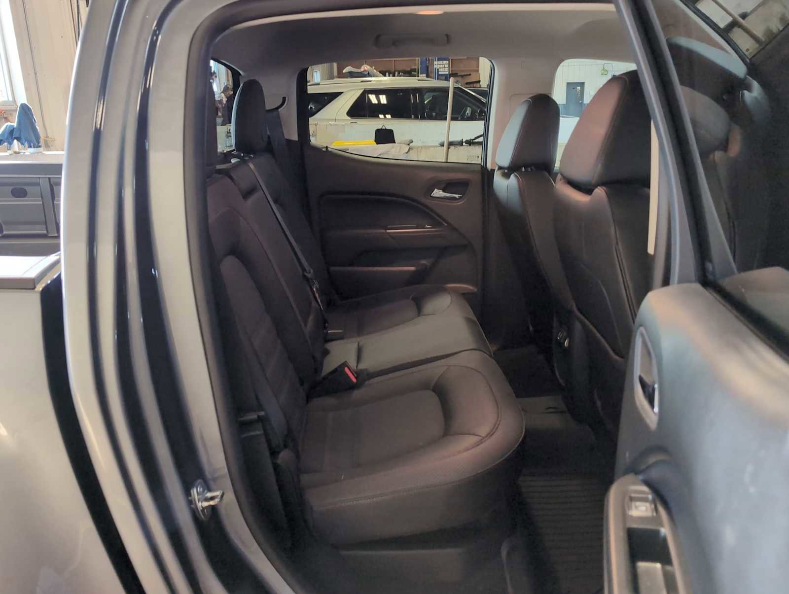 Used 2022 GMC Canyon AT4 w/ Trailering Package image 24