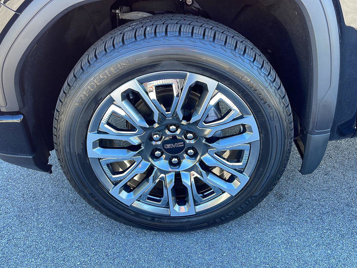 Used 2024 GMC Sierra 1500 Denali Ultimate AWD/4WD image 13