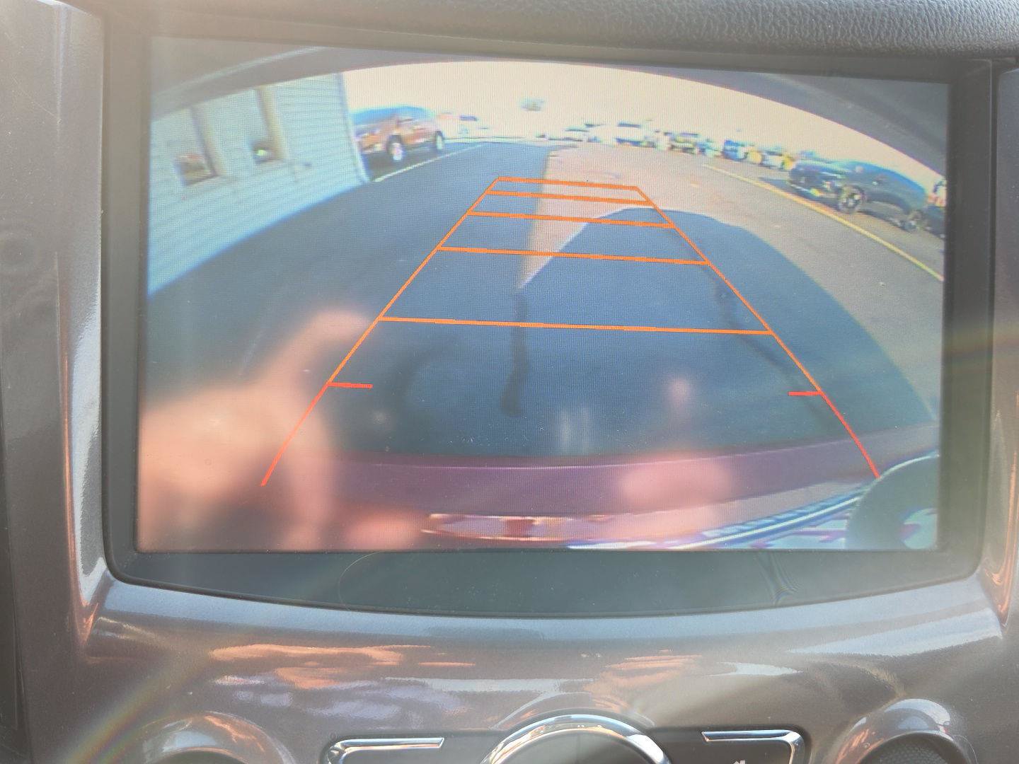 Used 2017 Chevrolet Cruze LT w/ Sun And Sound Package FWD image 19