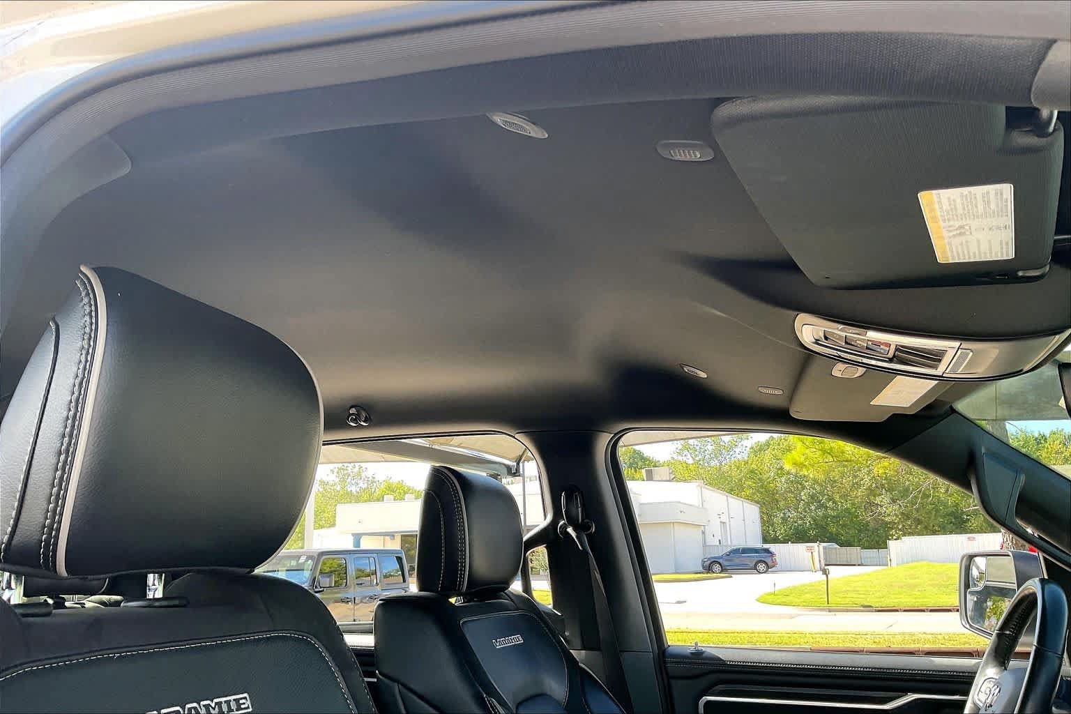 Used 2023 RAM 1500 Laramie AWD/4WD image 14