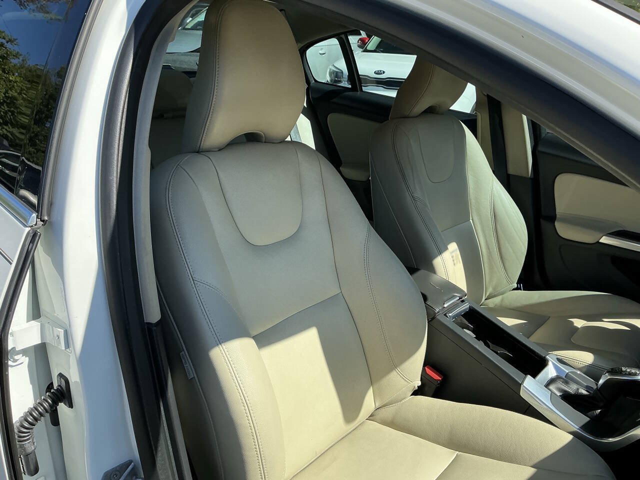 Used 2016 Volvo S60 T5 Premier w/ Convenience Package FWD image 37