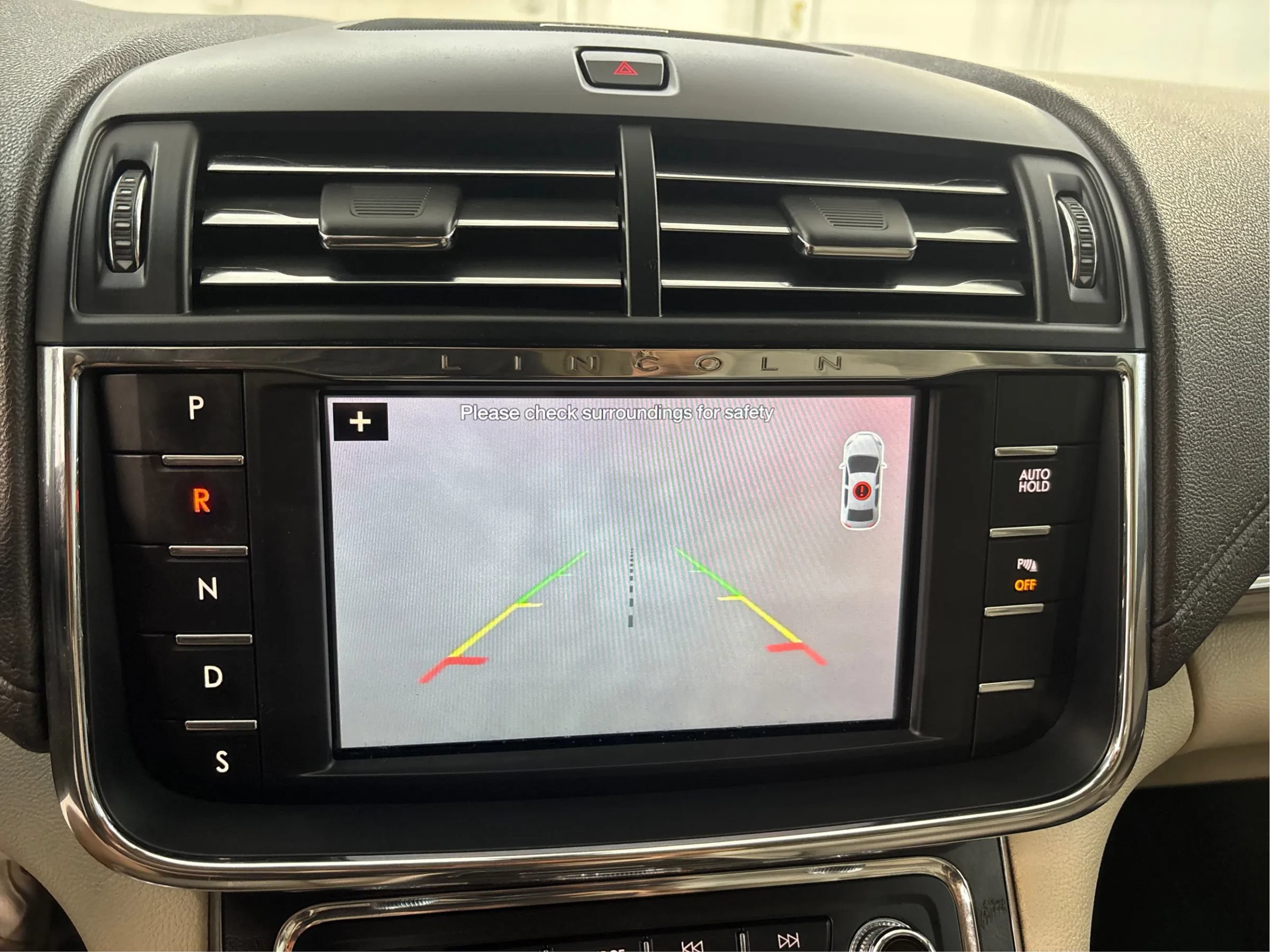 Used 2017 Lincoln Continental Select FWD image 35