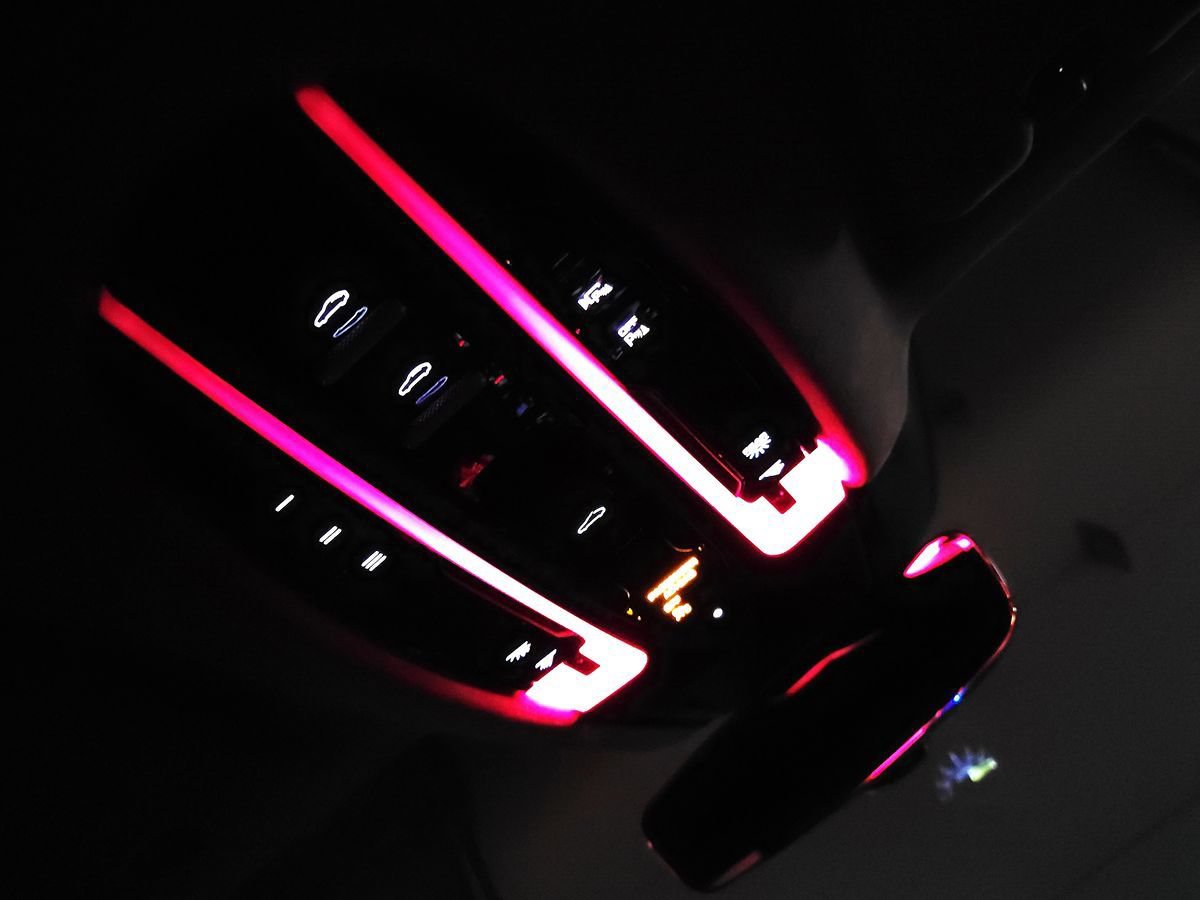 Used 2018 Porsche Panamera Turbo AWD/4WD image 59