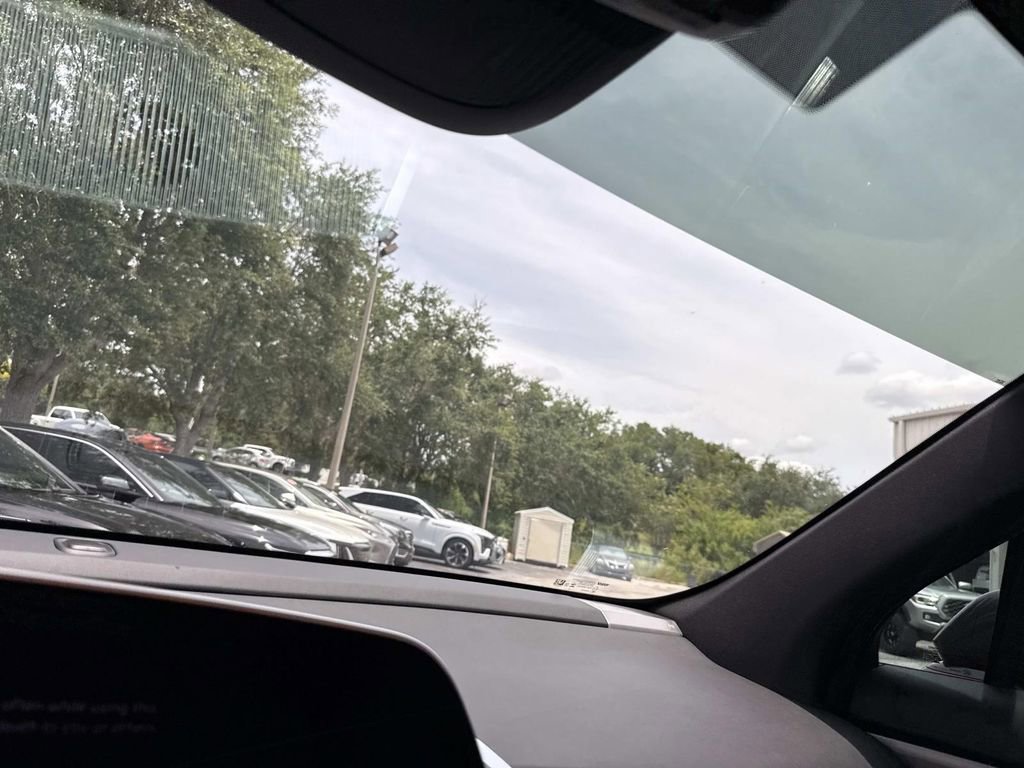 New 2026 Cadillac Vistiq Sport image 23