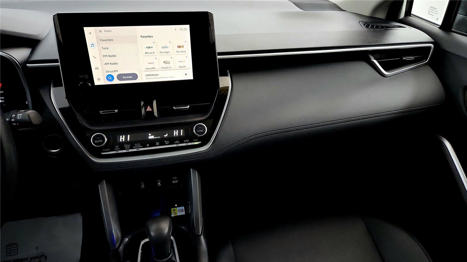 Certified 2023 Toyota Corolla Cross XLE w/ Convenience Package image 30