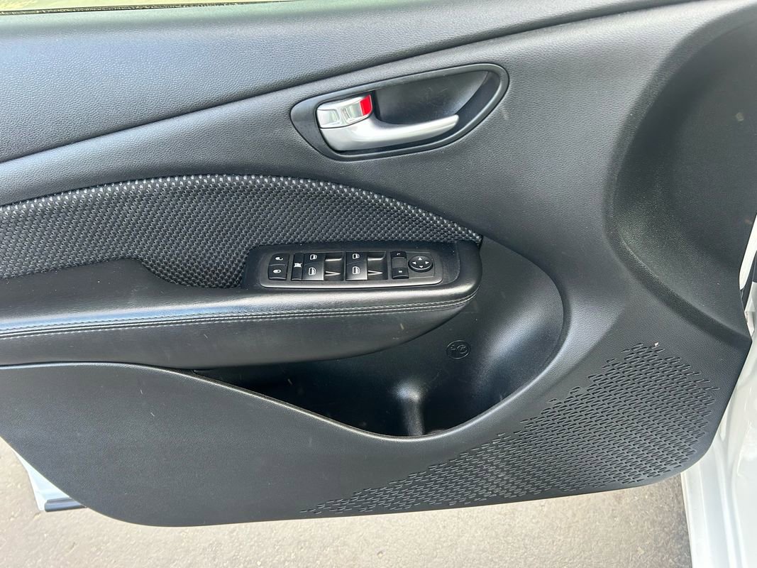 Used 2016 Dodge Dart SXT image 17