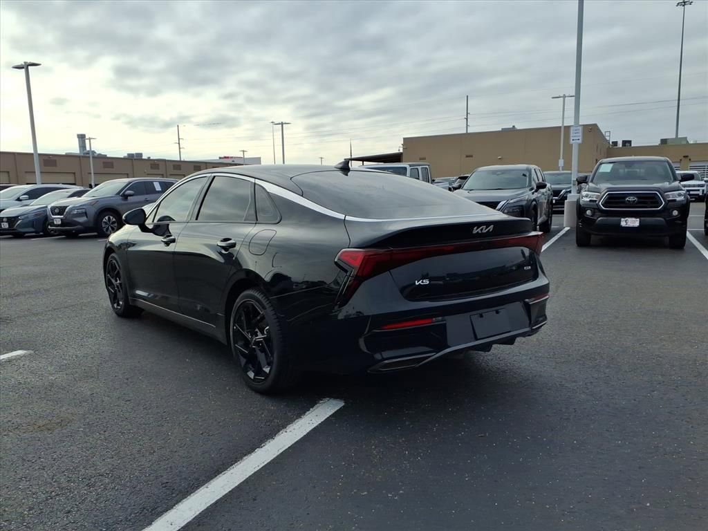 Used 2026 Kia K5 GT-Line w/ GT-Line Premium Package image 3