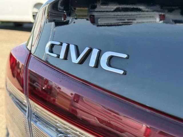 Used 2025 Honda Civic Sport image 7
