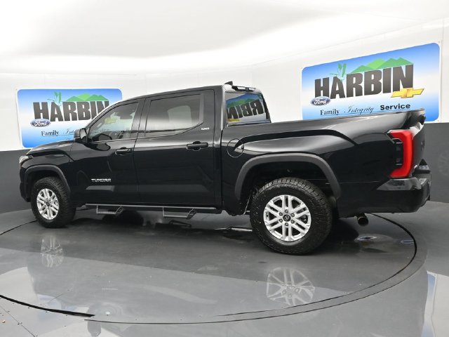 Used 2025 Toyota Tundra SR5 AWD/4WD image 3