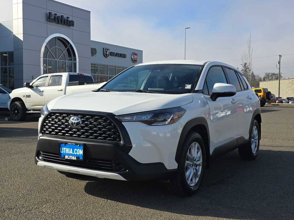Used 2024 Toyota Corolla Cross LE