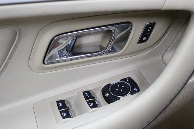 Used 2014 Ford Taurus SEL FWD image 17