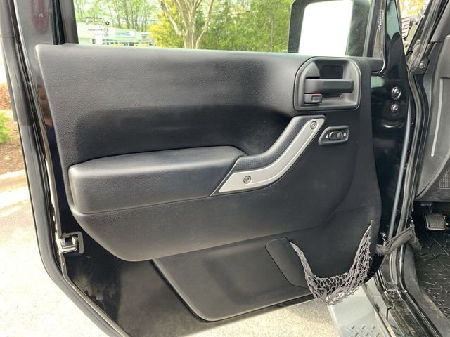 Used 2013 Jeep Wrangler Unlimited Sahara w/ Dual Top Group image 17