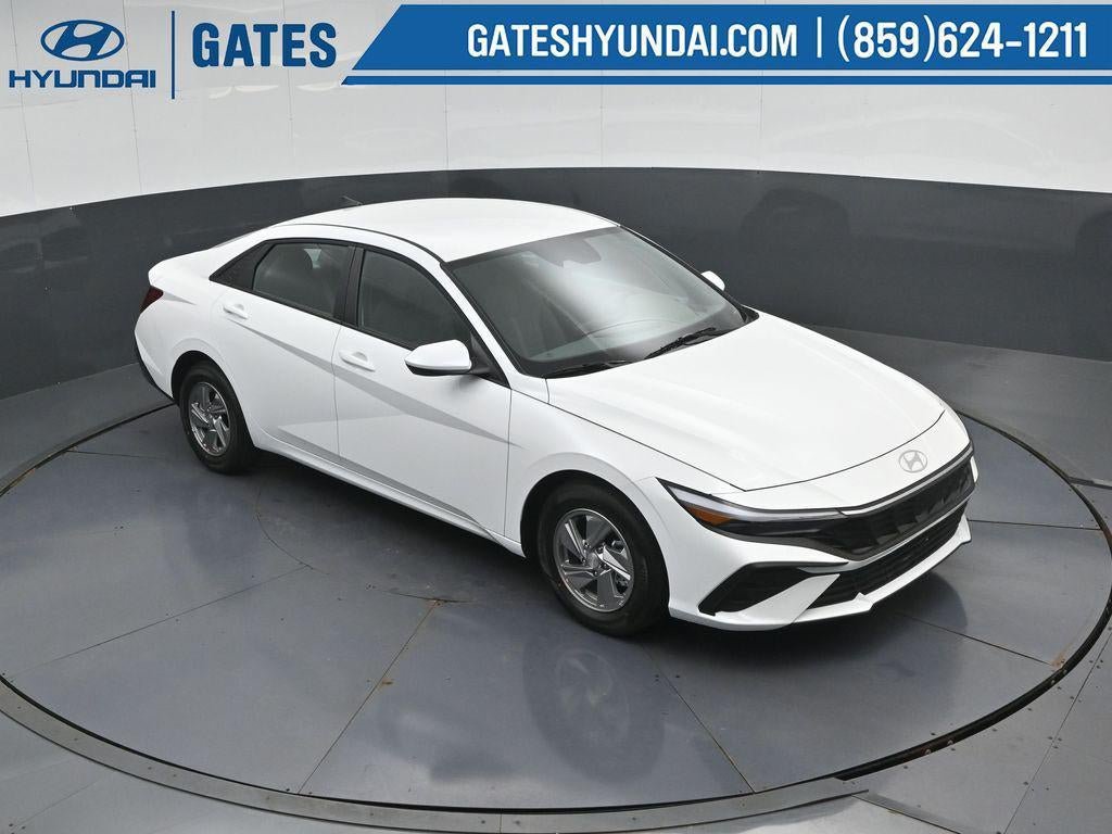 New 2026 Hyundai Elantra SE FWD image 43