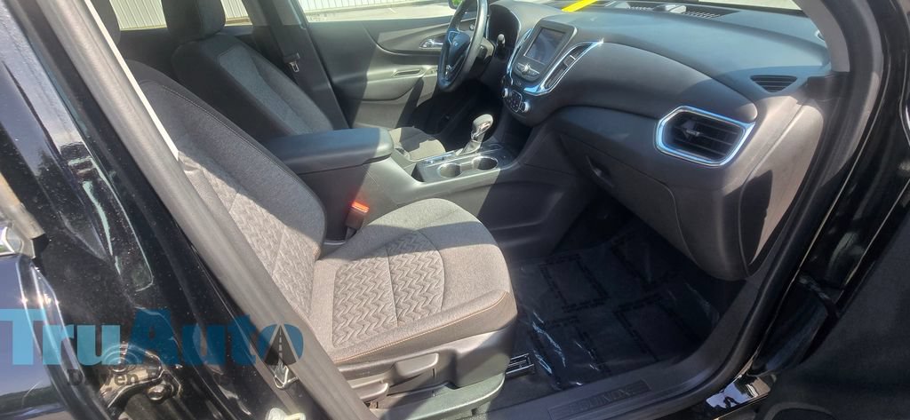 Used 2023 Chevrolet Equinox LT AWD/4WD image 29