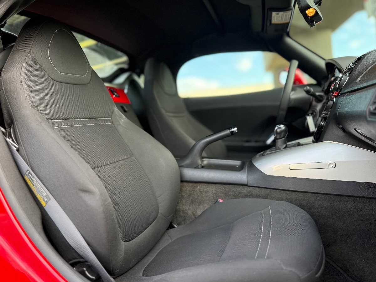 Used 2007 Saturn Sky RWD image 19