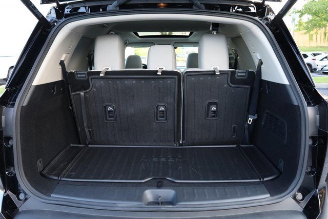 Certified 2025 Nissan Pathfinder SV w/ SV Premium Package AWD/4WD image 7