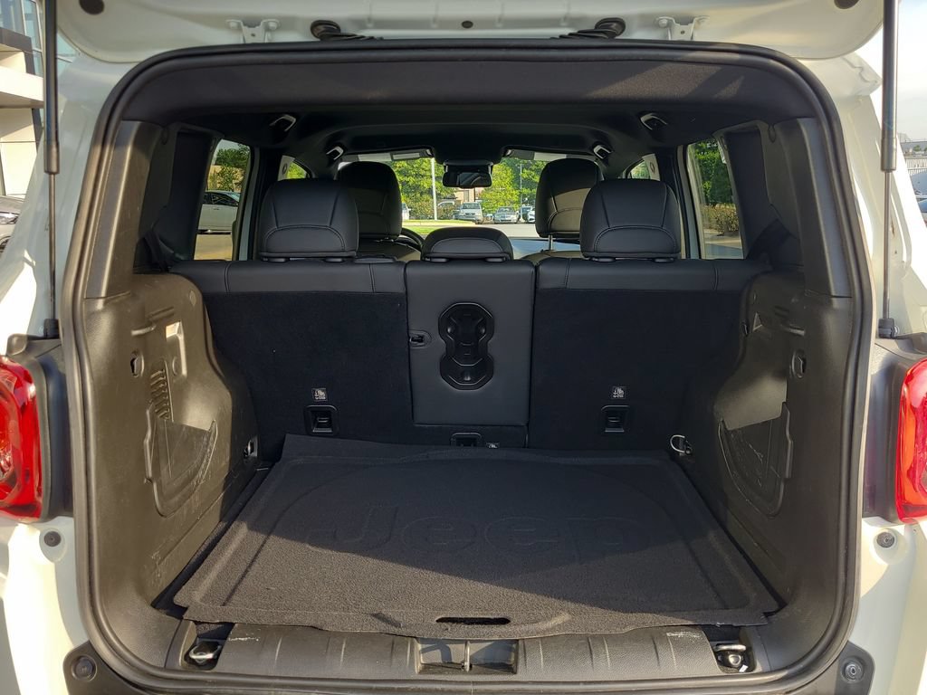 Used 2020 Jeep Renegade Altitude AWD/4WD image 15