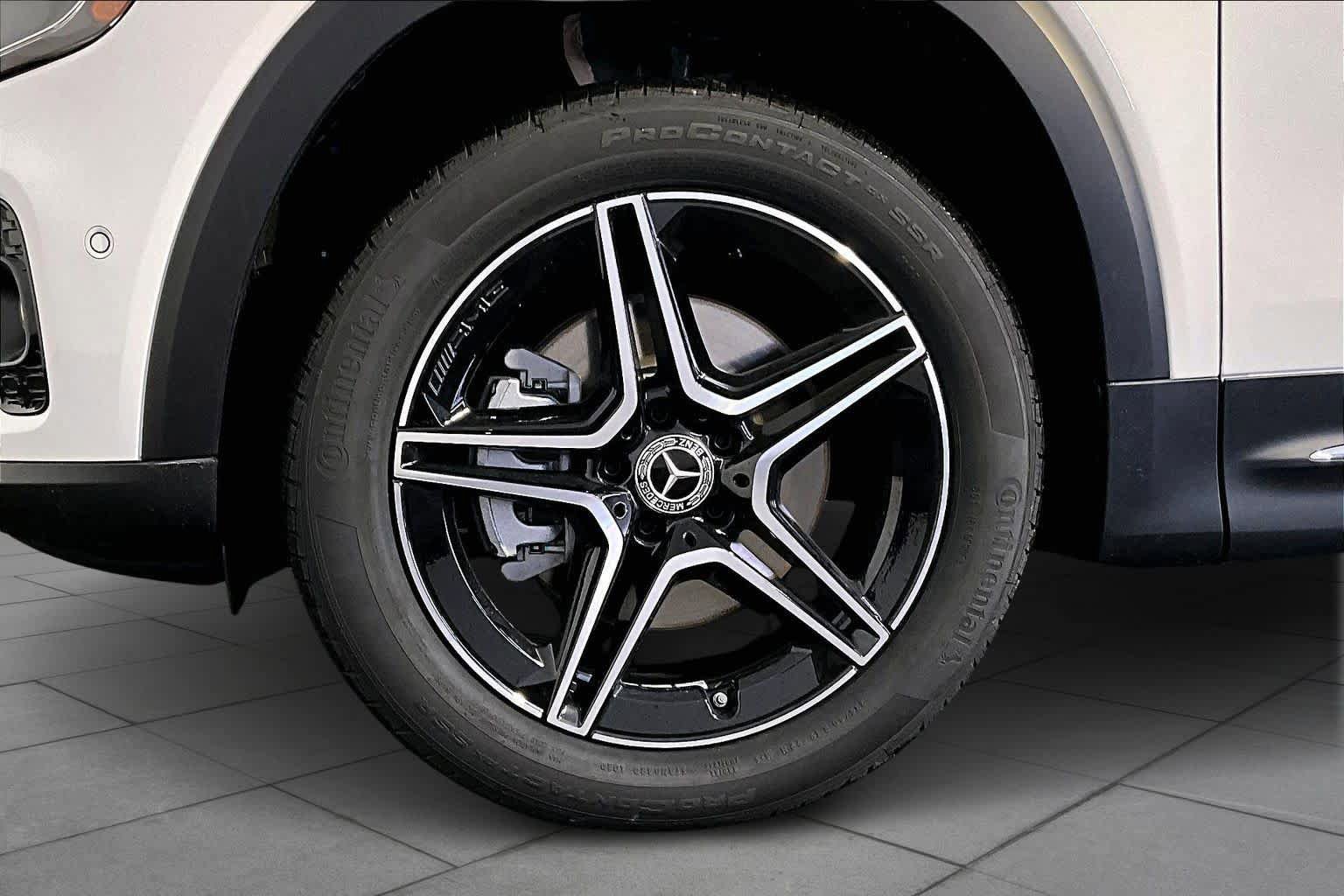 New 2026 Mercedes-Benz GLB 250 4MATIC image 17