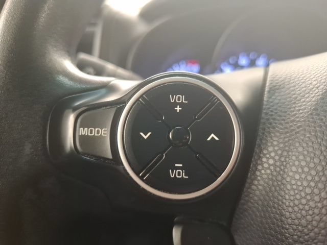 Used 2014 Kia Soul FWD image 19
