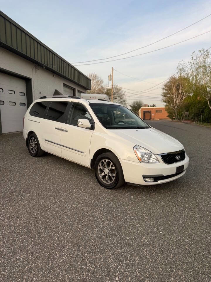 Used 2014 Kia Sedona EX w/ Luxury Package FWD image 9