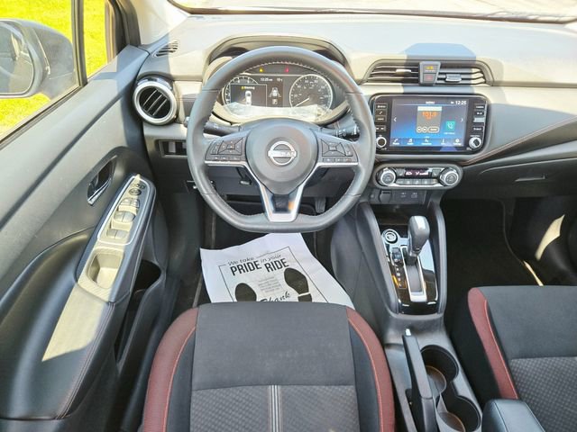 Used 2024 Nissan Versa SR image 11
