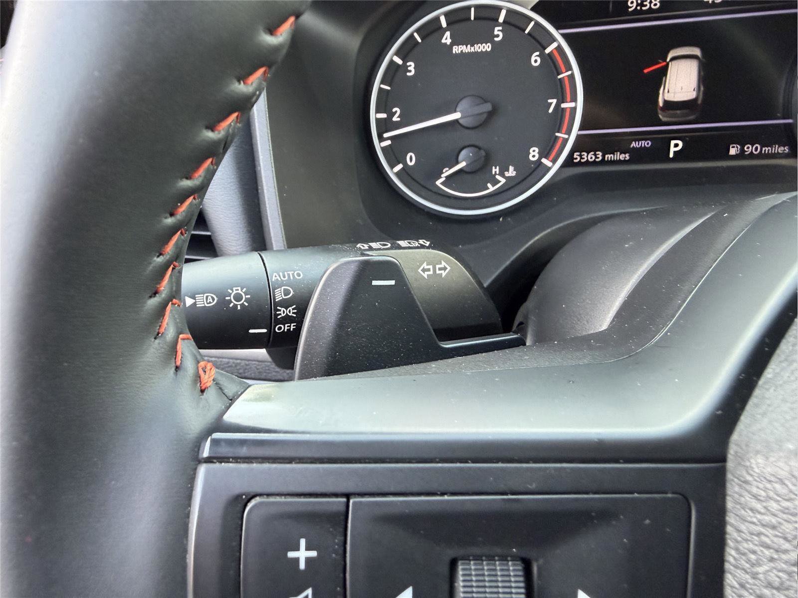 Used 2025 Nissan Rogue SV image 16