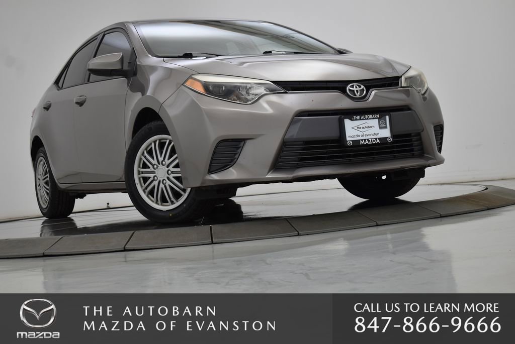 Used 2015 Toyota Corolla L image 3