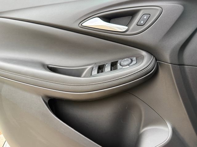 Used 2025 Buick Encore GX Preferred image 23