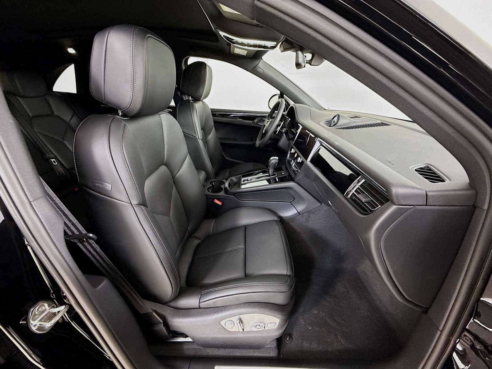 New 2026 Porsche Macan S AWD/4WD image 21
