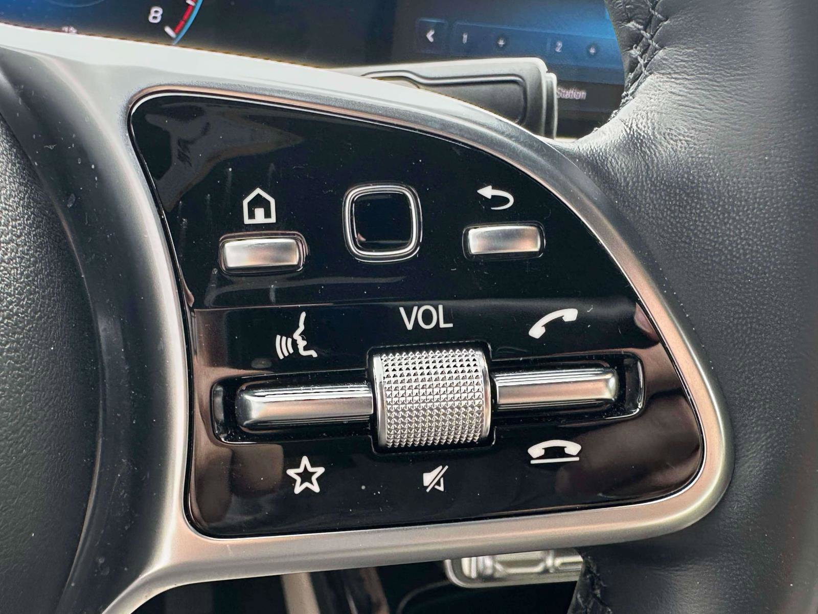 Certified 2022 Mercedes-Benz A 220 4MATIC image 19