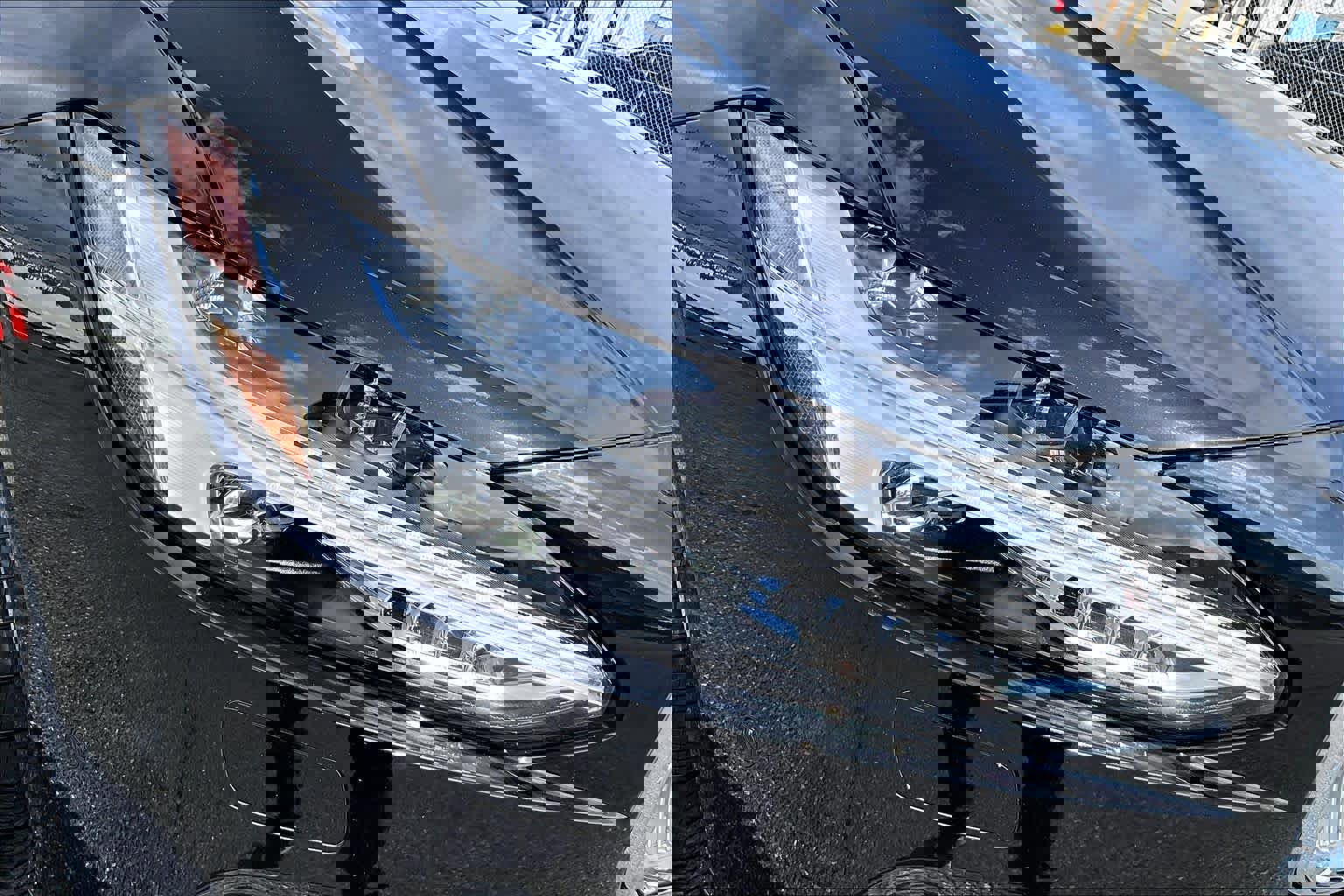 Used 2025 Volvo S90 B6 Plus image 28