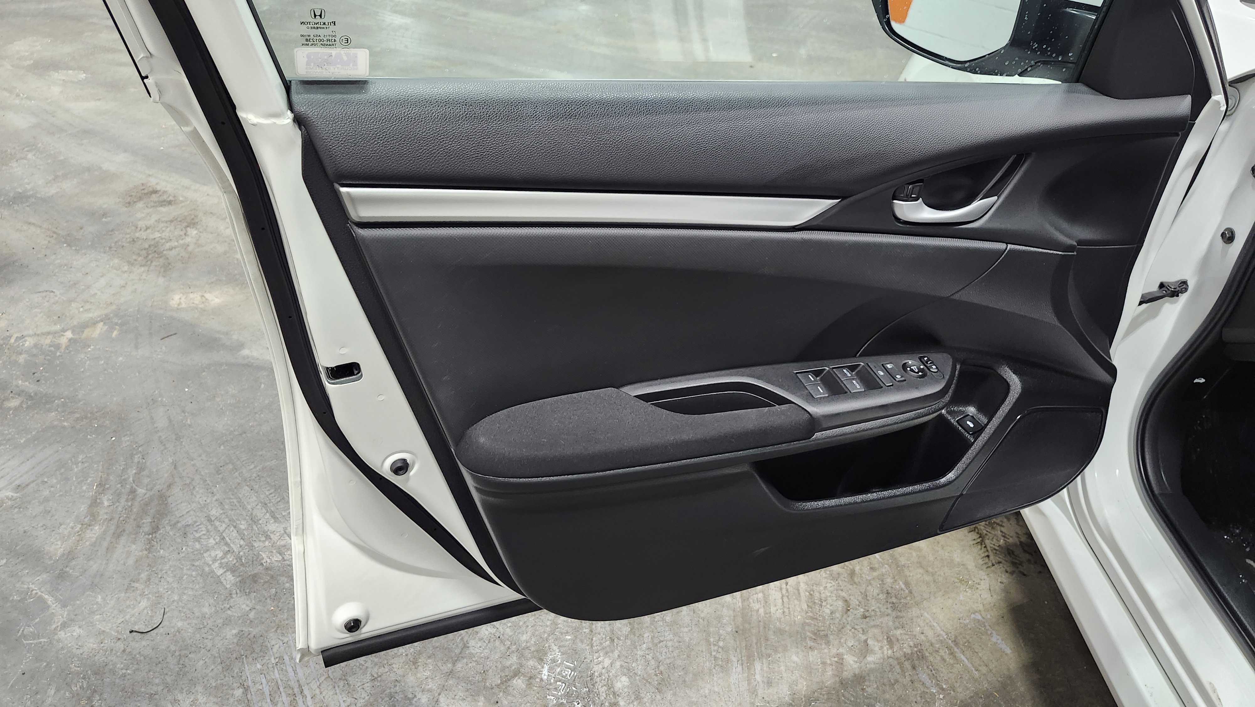 Used 2019 Honda Civic LX image 21