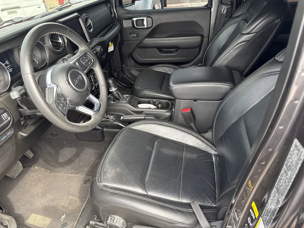 Used 2023 Jeep Wrangler Unlimited Sahara image 18