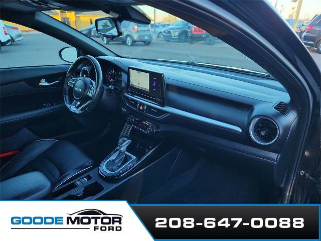 Used 2024 Kia Forte GT-Line w/ GT-Line Premium Package image 25